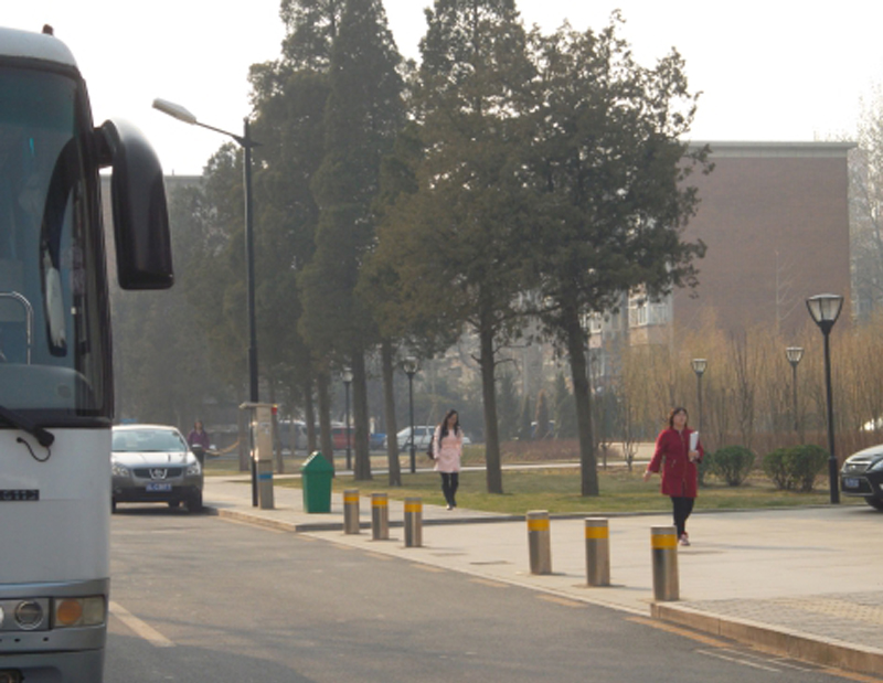 液压全自动升降路桩-中国人民大学